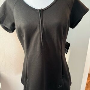 Black Scrub Top Jaanuu Women’s Medium -nursing medical New with tags